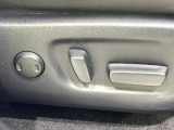【パワーシート】スイッチ一つで簡単にシートの微調整が可能!電動だから力もいりません!快適なシートポジションにセットして、快適なドライブをお楽しみください。