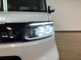 夜間運転も安心のLEDヘッドライトを装備しております(^^♪