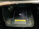 ワイヤレス充電搭載!対応した機器を置くだけで充電することが可能です!