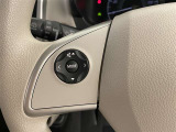 ステアリングスイッチで、手元で安全にオーディオ操作可能。