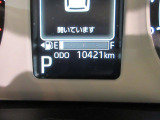 たとえばダイハツのお店にある、たくさんのスマアシ搭載車は、正常に作動する事をしっかり確認します。