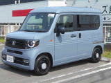 当社新車店舗にて展示・試乗使用の車です☆距離少なく状態良好です!
