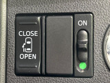 【パワースライドドア】スマートキーや運転席のスイッチでスライドドアの開閉が可能♪電動だから力を入れてドアを開ける必要が無く、小さいお子様でも、重い荷物を持っている時もラクに開け閉めできます♪