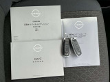 メンテナンスノートに取扱説明書も揃ってます。鍵も2つ揃ってます。