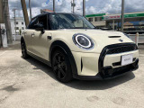 MINI正規ディーラー取り扱い MINI認定中古車 MINI NEXT甲府お車の詳細や展示状況はお気軽にお問合せ下さい。