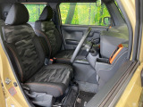 運転席シート廻りは使用感も少なく、良好な状態となっています。丁寧に使われていたことがよくわかりますね。