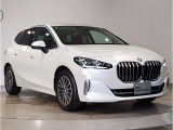 BMWのダイナミック且つエモーショナルなスタイルを印象付けるキャラクターライン(プレスライン)眺めているだけで溜め息の出る美しさです☆