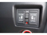 【パワースライドドアスイッチ】運転席から、後部座席の開け閉めが可能なボタンです!ワンプッシュで作動するので、手が塞がっている人などサポートに便利ですね♪