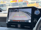 バックモニターもついているので、バック駐車も安心です♪