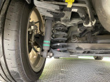 お車を安心してお乗りいただく為には、足回りの定期点検が欠かせません。サービスサポート(有償保証)では無料点検もご提供しており、安心のカーライフをお過ごしいただけるサポート体制が整っています。
