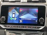 【アラウンドビューモニター】車を上から見下ろしているかのような映像で周囲の状況がひと目で確認、狭い駐車場に駐車するときも安心です♪♪障害物などがあると警告音がなりますので安心して駐車が出来ます★