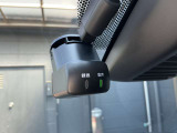 前後ドライブレコーダーを装着すれば、事故やトラブルの際、前方車両や後方車両の映像を録画し、客観的な証拠を残すことができます。また、あおり運転対策にも効果的です。