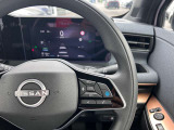 プロパイロット(同一車線運転支援)アクセル・ブレーキ・ステアリング操作をクルマがサポート。高速道路などで、ドライバーの負担を軽減します。