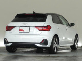 弊社アウディジャパン販売のグループ店舗(Audi Approved Automobile有明・世田谷・調布・江戸川・箕面・大阪南・堺)の車両は当店でご購入可能です。店舗間の輸送費用サービス。