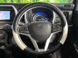 【ステアリングスイッチ】運転中、前方から目線をそらすことなく、オーディオ等の操作が可能な便利機能!安心&快適なドライブを演出してくれます♪