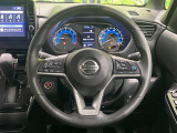 【純正革巻きステアリング】上質な革を使用することで、手にしっかり馴染みとても運転しやすいハンドルです♪