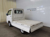 三方開なので横からも荷物の乗せ降ろしが出来ます☆