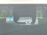 【トヨタセーフティセンス】走行中に前方の車両等を認識し、衝突しそうな時は警報とブレーキで衝突回避と被害軽減をアシスト。より安全にドライブをお楽しみいただけます。