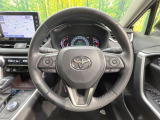 【ステアリングスイッチ】運転中、前方から目線をそらすことなく、オーディオ等の操作が可能な便利機能!安心&快適なドライブを演出してくれます♪