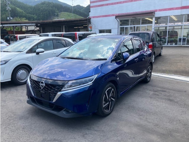 ノート 1.2 X FOUR 4WD
