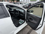 4WD/ワンオーナー/純正ディスプレイオーディオ/Bluetooth接続/オートライト/オートハイビーム/クルーズコントロール/スマートキー/ETC/積込アルミ付タイヤ/スペアキー/取扱説明書