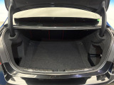 ●トランクルーム:趣味が広がる収容スペース!これだけの広さがあればお買い物やレジャーなどにも最適です!使用感も少なくきれいな状態を維持しております。
