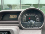 【スピードメーター】メーターがシンプルで見やすく運転しやすいですね。