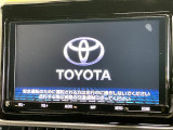 【純正9インチナビ】人気の純正ナビを装備しております。ナビの使いやすさはもちろん、オーディオ機能も充実!キャンプや旅行はもちろん、通勤や買い物など普段のドライブも楽しくなるはず♪