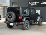 Jeepの認定中古車は、 その名の通り、真の歓びをお届けするエキスパートです