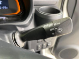 【オートライト】周りの明るさに応じて自動でヘッドライトの点灯・消灯ができる機能です!ライトの付け忘れ・消し忘れなどが無くなり、雨の日や夕方の走行も安心!トンネル通過時も便利ですね♪