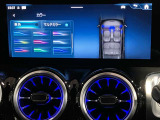 車内を彩るアンビエントライト。いつでもお好みの室内空間を演出してください。