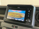 【バックカメラ】リバースにするだけで映ります、後方の安全確認や、狭い駐車場での車庫入れ、雨の日や夜間など視界の悪い時に便利です!安全にバックする為には欠かせない装備です。