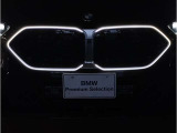 【キドニーグリル】BMWは約90年もの間、ほぼ全ての車両にひと目でBMWだと分かるこの特徴的なフロントグリルが備えられ、デザイン・アイコンとして親しまれてきました。