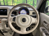 【ステアリングスイッチ】運転中、前方から目線をそらすことなく、オーディオ等の操作が可能な便利機能!安心&快適なドライブを演出してくれます♪