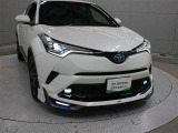 衝突回避支援型プリクラッシュセーフティ・レーンディパーチャーアラート・オートマチックハイビームをパッケージ化した「Toyota Safety Sence」を装備しています。