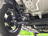 お車を安心してお乗りいただく為には、足回りの定期点検が欠かせません。サービスサポート(有償保証)では無料点検もご提供しており、安心のカーライフをお過ごしいただけるサポート体制が整っています。