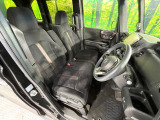 運転席シート廻りは使用感も少なく、良好な状態となっています。丁寧に使われていたことがよくわかりますね。