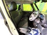 運転席シート廻りは使用感も少なく、良好な状態となっています。丁寧に使われていたことがよくわかりますね。