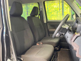 ドライバーによって運転しやすいポジションは異なり、あの車はどうなのか不安なこともありますよね。気になるお車は店頭で乗り込んでご確認いただけます♪