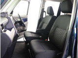 見通しのよいすっきりとした視界で、誰でも運転しやすいです。運転のしやすさは疲れにくさにも繋がりますよ♪