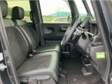 店舗併設のサービス工場にてホンダ車を知り尽くしたサービススタッフが心を込めて納車整備を実施致します。
