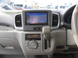 運転席から操作できる多彩なボタンも機能についてはご説明可能です!お気軽にお声掛けください♪