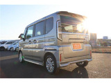 車の性能、装備品の品質、走行テストなどお客様に「徹底した安心」を届ける為、仕入から納車まで最大9回の品質検査を行い、当社独自の基準にクリアした車両のみ販売。中古車は第三者品質評価書全車両取得済