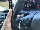 マニュアル車のような感覚で、ワインディングロードでも車を操れるパドルシフト付きです。長い下り坂でのエンジンブレーキや、高速道路の合流の際の加速も思いのままに操ることができ楽しめます