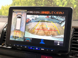 【パノラミックビューモニター】専用のカメラにより、上から見下ろしたような視点で360度クルマの周囲を確認することができます☆死角部分も確認しやすく、狭い場所での切り返しや駐車もスムーズに行えます。
