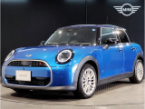 MINI 5ドア Cが入庫しました。ボディーカラーはアイシーサンシャインブルーのお車です。