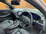 3シリーズツーリング 320d xドライブ Mスポーツ  4WD サンルーフ