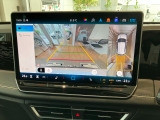 ☆リバースにするとリヤカメラの映像とエリアビューカメラの映像が同時に表示されます。サイドカメラやフロントカメラへ表示を変えることもできます。