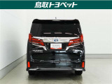 TOYOTA認定中古車とは 【1】まるごとクリーニング【2】車両検査証明書【3】ロングラン保証 この『3つの安心』をセットにした中古車のブランドになります。