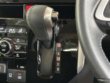 ハンドルに近い位置で、運転席からも見やすく操作しやすい ☆★インパネシフト★☆ どのギアに入っているか一目瞭然(^^)